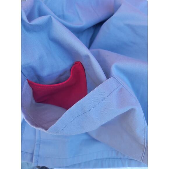 Dickies Women’s Gray Medical Scrub Top – Size Large, gently used - Picture 4 of 7